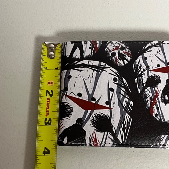 Friday The 13th Jason Voorhees Pleather Wallet Horror Movie Scary Pamela 80s - Picture 5 of 6